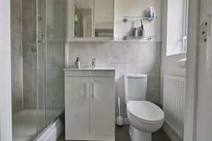 En Suite- click for photo gallery